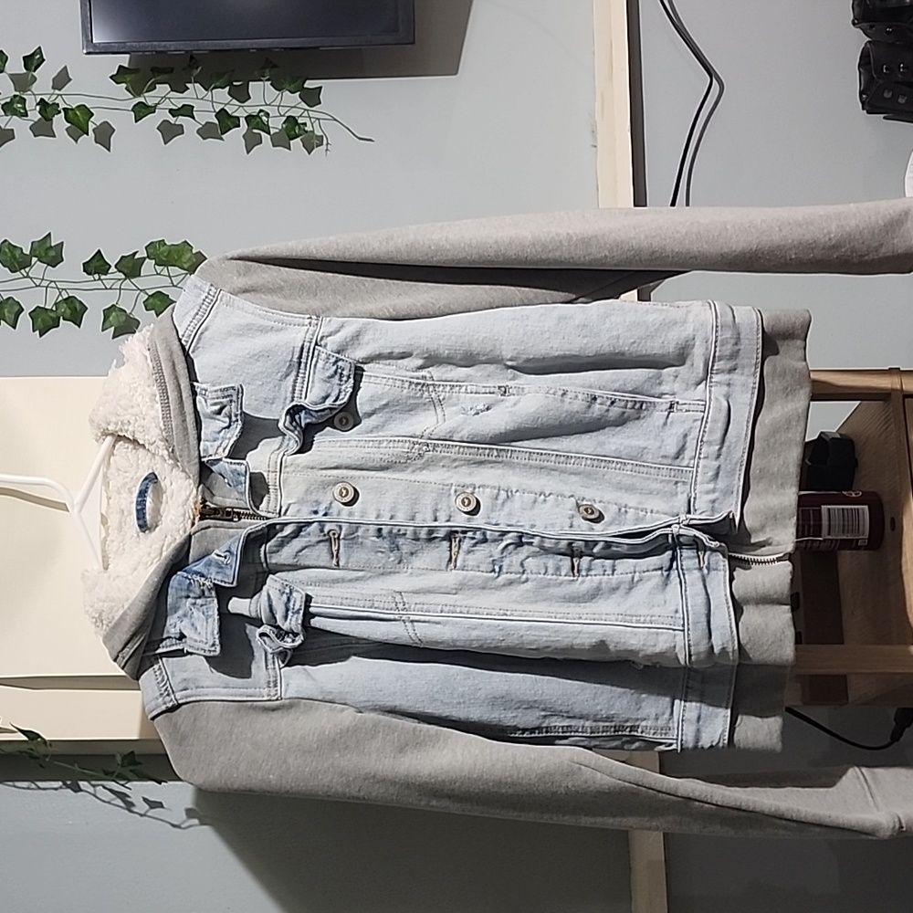Hollister fleece jean jacket